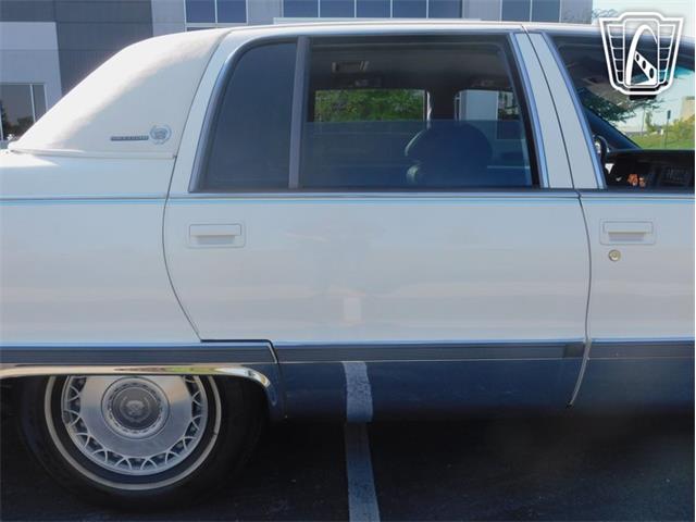 1995 Cadillac Fleetwood (CC-2105411) for sale in Olathe, Kansas