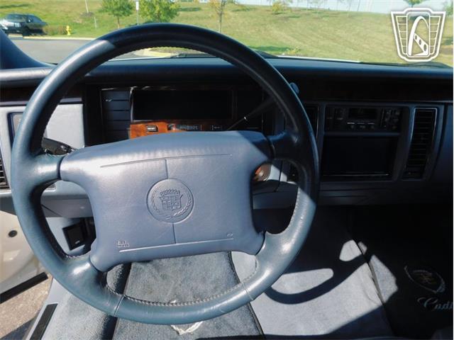 1995 Cadillac Fleetwood (CC-2105411) for sale in Olathe, Kansas