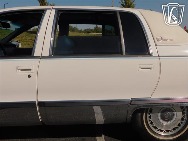 1995 Cadillac Fleetwood (CC-2105411) for sale in Olathe, Kansas