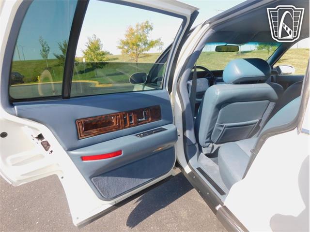 1995 Cadillac Fleetwood (CC-2105411) for sale in Olathe, Kansas