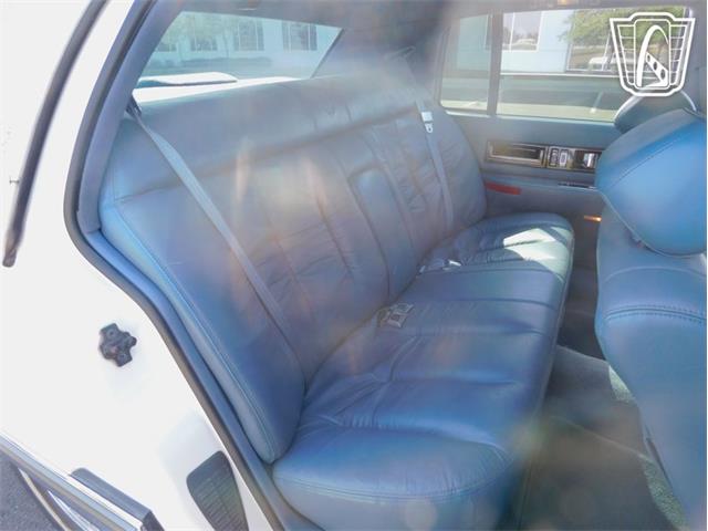 1995 Cadillac Fleetwood (CC-2105411) for sale in Olathe, Kansas