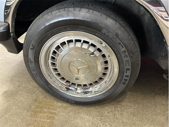 1981 Mercedes-Benz 380 (CC-2105451) for sale in West Babylon, New York