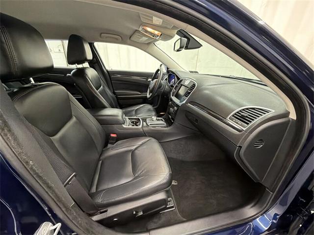 2015 Chrysler 300 (CC-2100563) for sale in Spring City, Pennsylvania