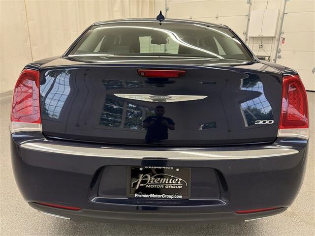 2015 Chrysler 300 (CC-2100563) for sale in Spring City, Pennsylvania