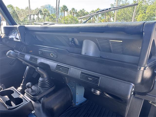 1995 Land Rover Defender 110 (CC-2105630) for sale in Sarasota , Florida