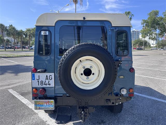 1995 Land Rover Defender 110 (CC-2105630) for sale in Sarasota , Florida