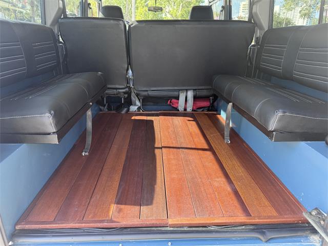1995 Land Rover Defender 110 (CC-2105630) for sale in Sarasota , Florida