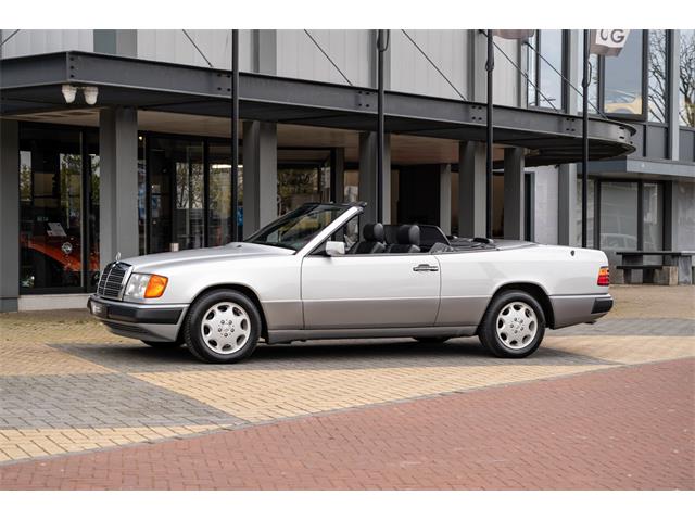1994 Mercedes-Benz 300 (CC-2105679) for sale in Katwijk, Netherlands