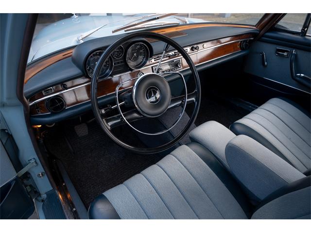 1966 Mercedes-Benz 250 (CC-2105706) for sale in Katwijk, Netherlands