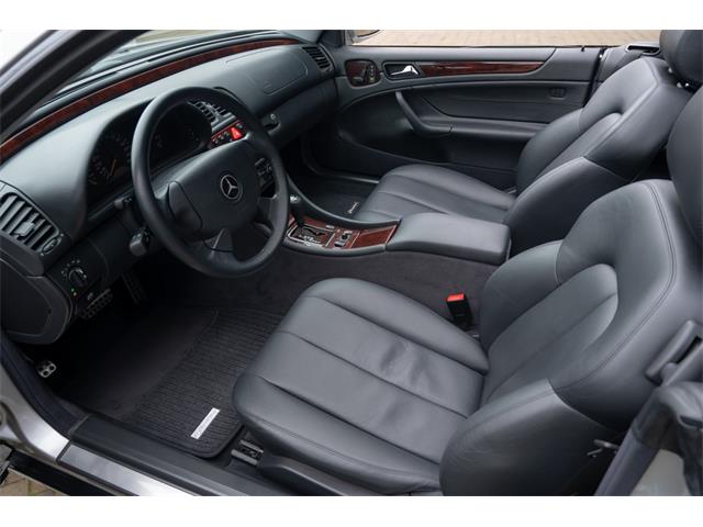 2000 Mercedes-Benz 320 (CC-2105715) for sale in Katwijk, Netherlands