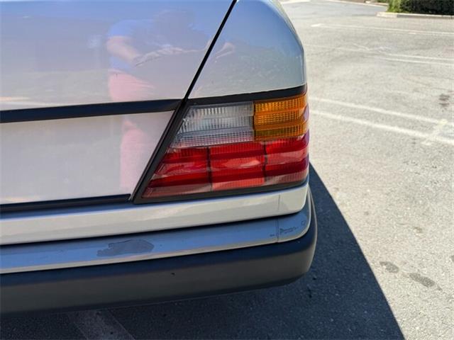 1988 Mercedes-Benz 300 (CC-2100572) for sale in Spring Valley, California