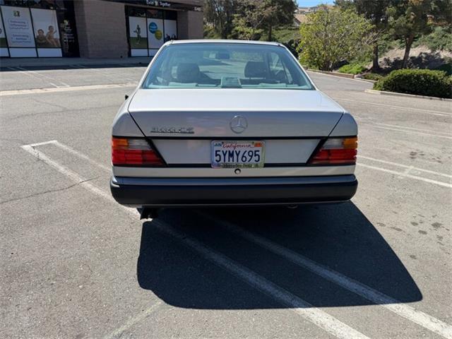 1988 Mercedes-Benz 300 (CC-2100572) for sale in Spring Valley, California