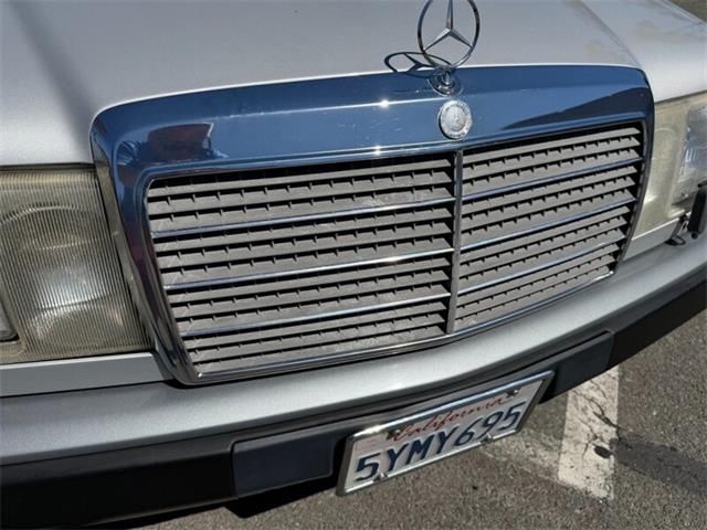1988 Mercedes-Benz 300 (CC-2100572) for sale in Spring Valley, California