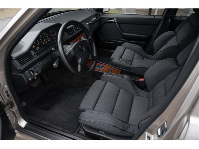1986 Mercedes-Benz 300E (CC-2105726) for sale in Katwijk, Netherlands
