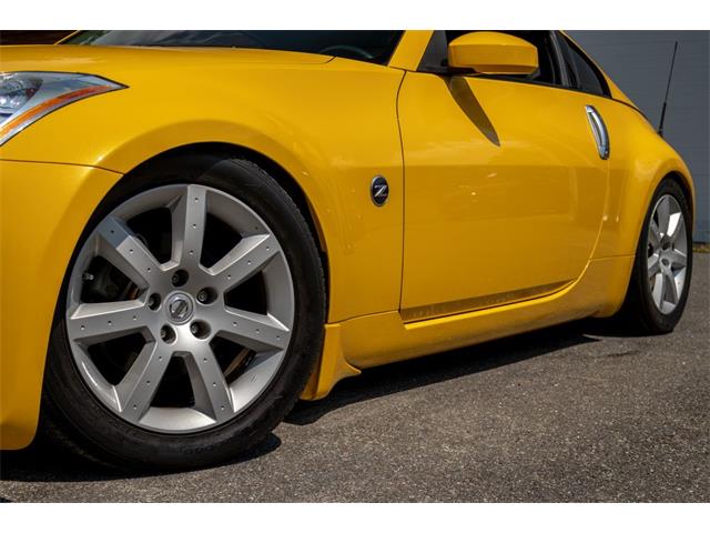 2005 Nissan 350Z (CC-2100588) for sale in New Salem, Massachusetts