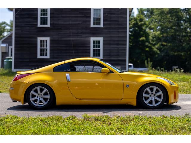 2005 Nissan 350Z (CC-2100588) for sale in New Salem, Massachusetts