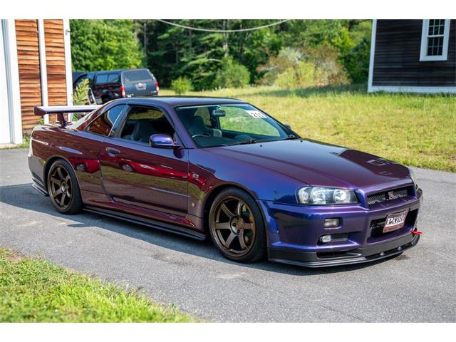 1999 Nissan Skyline (CC-2100594) for sale in New Salem, Massachusetts