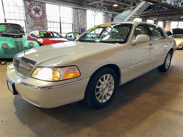 2007 Lincoln Town Car (CC-2106027) for sale in Reading, Pennsylvania