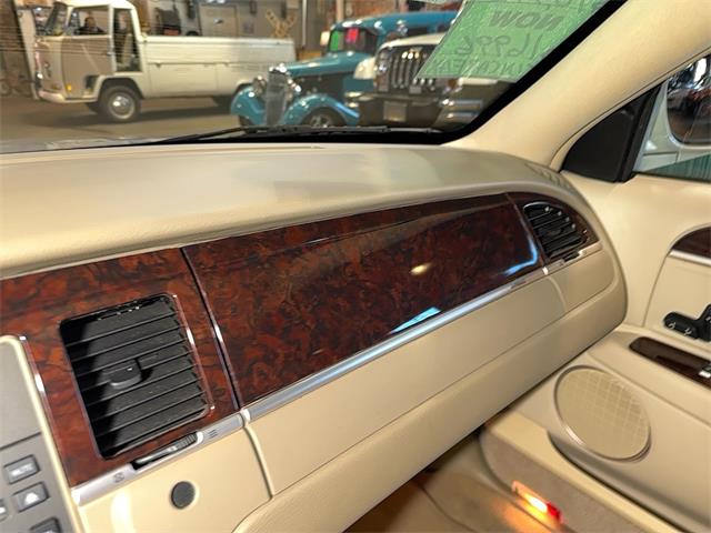 2007 Lincoln Town Car (CC-2106027) for sale in Reading, Pennsylvania