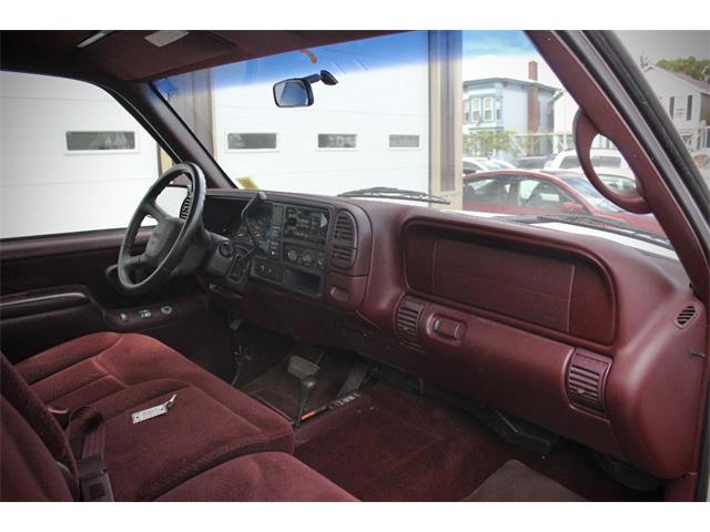 1998 GMC Sierra (CC-2106343) for sale in Saratoga Springs, New York