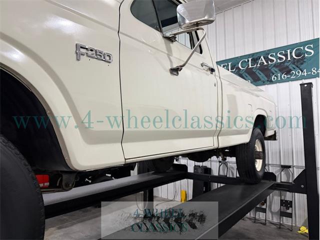 1985 Ford F250 (CC-2106543) for sale in Holland , Michigan
