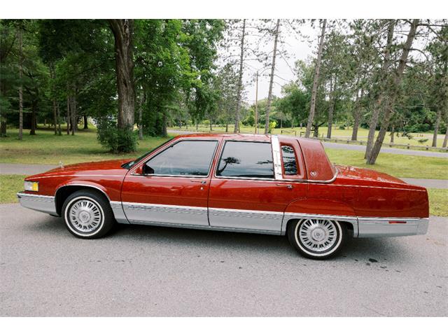 1992 Cadillac Fleetwood (CC-2106547) for sale in Saratoga Springs, New York