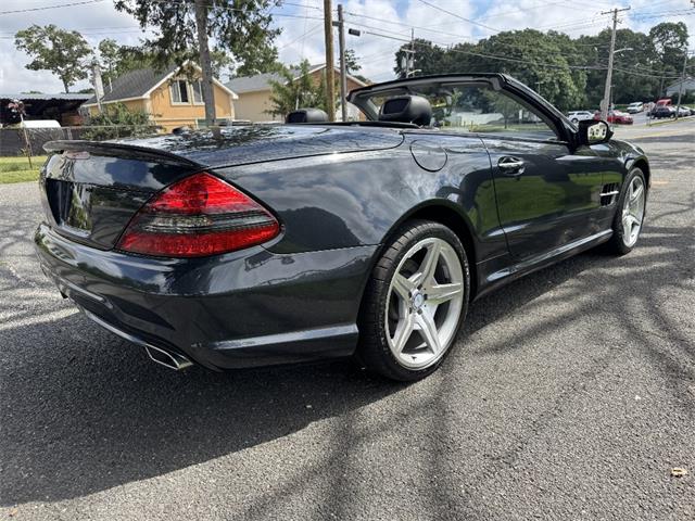 2011 Mercedes-Benz SL-Class (CC-2106549) for sale in Saratoga Springs, New York