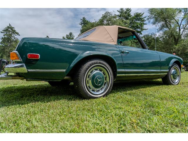 1970 Mercedes-Benz 280SL (CC-2106709) for sale in Saratoga Springs, New York