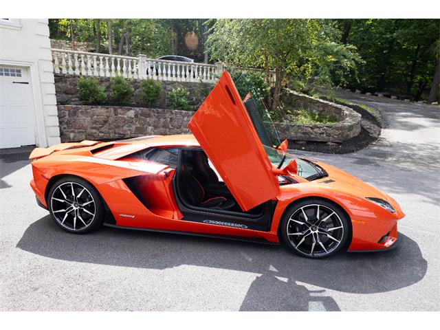 2018 Lamborghini Aventador (CC-2106735) for sale in Saratoga Springs, New York