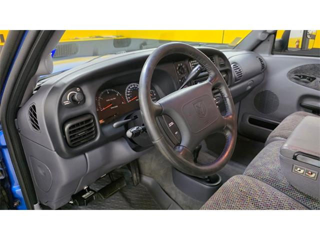 1998 Dodge Ram 2500 (CC-2106819) for sale in Mankato, Minnesota