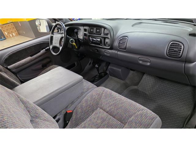 1998 Dodge Ram 2500 (CC-2106819) for sale in Mankato, Minnesota