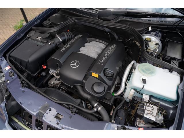 2000 Mercedes-Benz 320 (CC-2106881) for sale in Katwijk, Netherlands