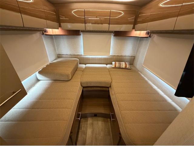 2017 Winnebago Adventurer (CC-2106888) for sale in Columbus, Ohio