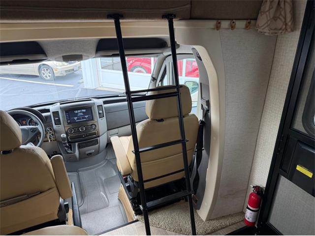 2017 Winnebago Adventurer (CC-2106888) for sale in Columbus, Ohio