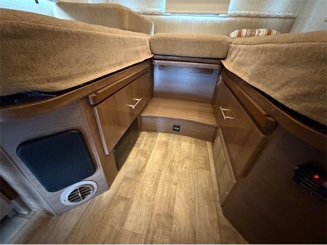 2017 Winnebago Adventurer (CC-2106888) for sale in Columbus, Ohio