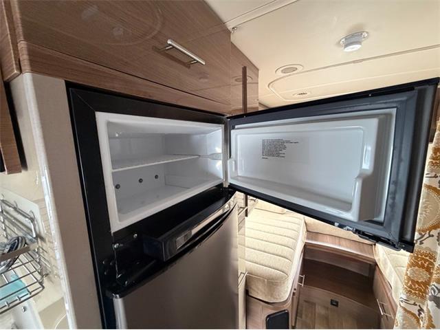 2017 Winnebago Adventurer (CC-2106888) for sale in Columbus, Ohio