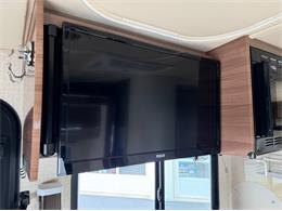 2017 Winnebago Adventurer (CC-2106888) for sale in Columbus, Ohio