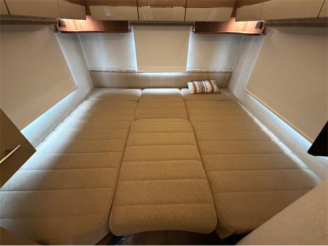 2017 Winnebago Adventurer (CC-2106888) for sale in Columbus, Ohio