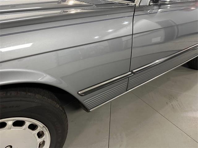 1988 Mercedes-Benz 560 (CC-2106916) for sale in McDonald, Pennsylvania