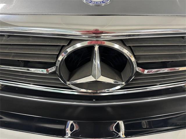1988 Mercedes-Benz 560 (CC-2106916) for sale in McDonald, Pennsylvania
