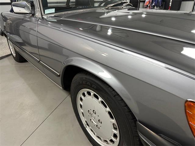 1988 Mercedes-Benz 560 (CC-2106916) for sale in McDonald, Pennsylvania