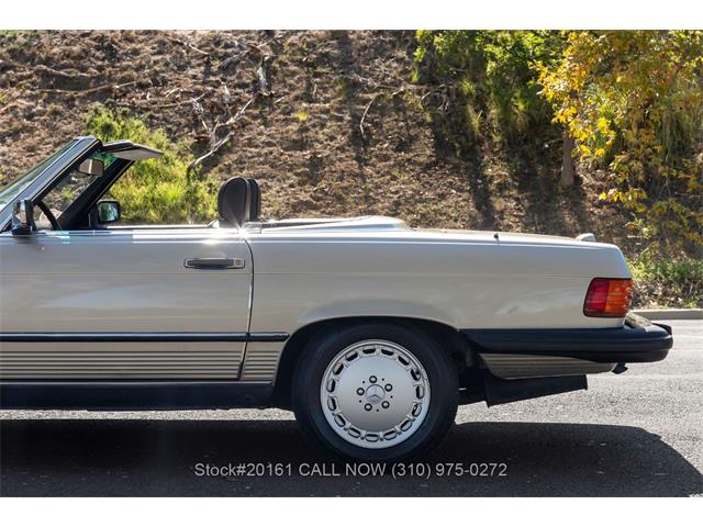 1988 Mercedes-Benz 560SL (CC-2107033) for sale in Beverly Hills, California