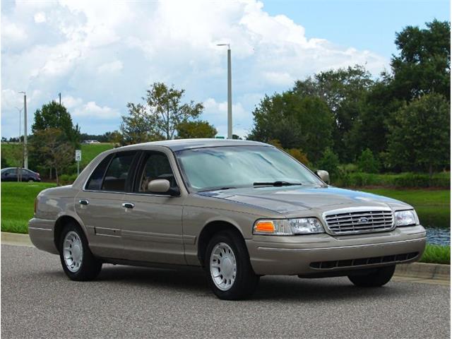 2001 Ford Crown Victoria (CC-2107055) for sale in Hobart, Indiana