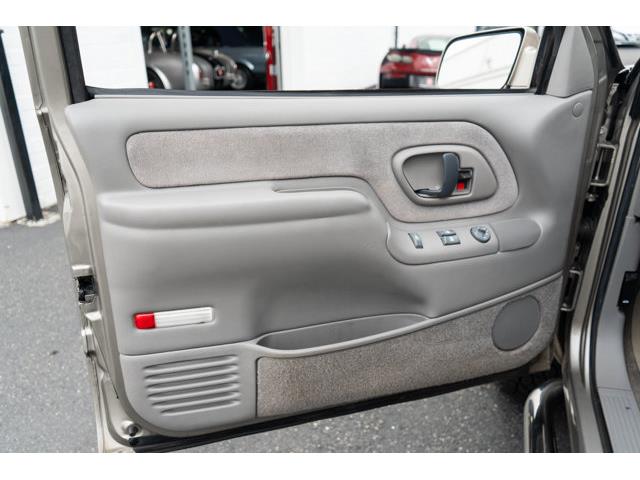 1998 Chevrolet C/K 2500 (CC-2107138) for sale in Bellevue, Washington
