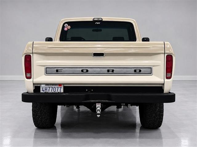 1975 Ford F250 (CC-2107255) for sale in Palm Desert , California