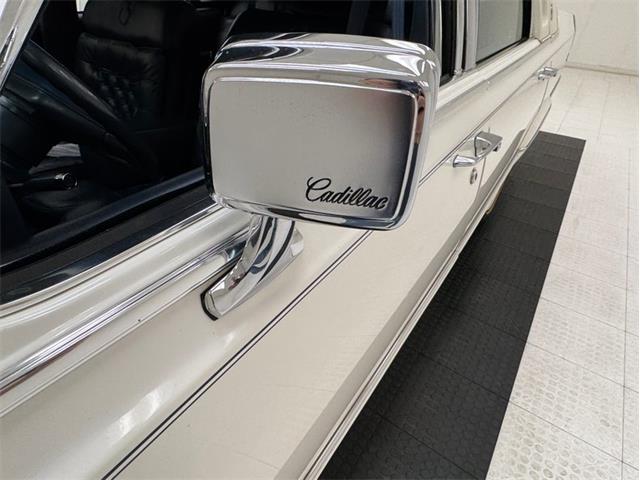 1992 Cadillac Brougham (CC-2107353) for sale in Morgantown, Pennsylvania
