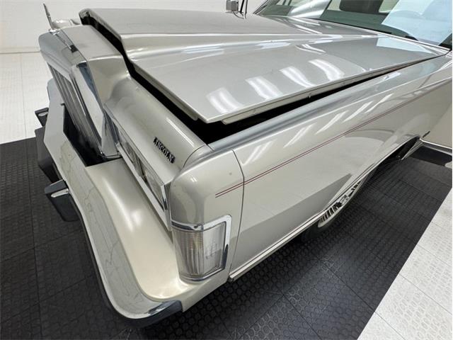 1986 Lincoln Town Car (CC-2107357) for sale in Morgantown, Pennsylvania