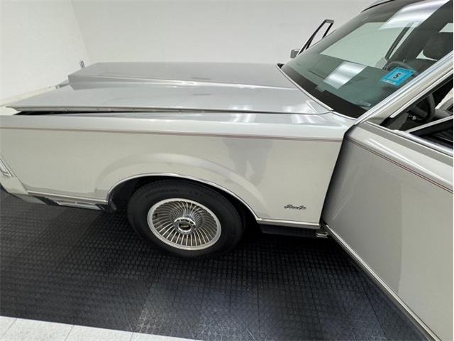 1986 Lincoln Town Car (CC-2107357) for sale in Morgantown, Pennsylvania