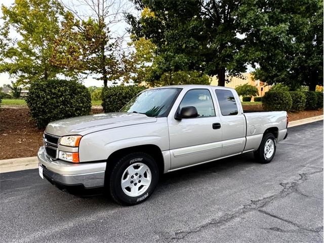 2006 Chevrolet Silverado (CC-2107405) for sale in Greensboro, North Carolina