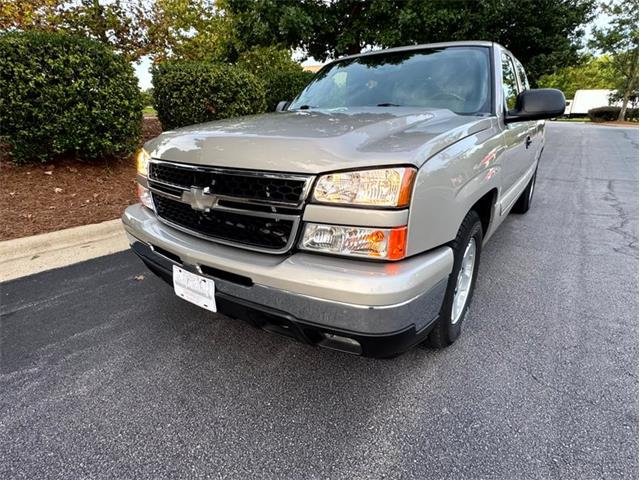 2006 Chevrolet Silverado (CC-2107405) for sale in Greensboro, North Carolina